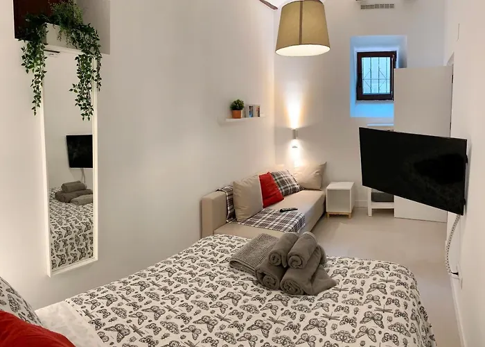 Apto Medieval - Parking Gratis *