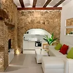 Apto Medieval - Parking Gratis *